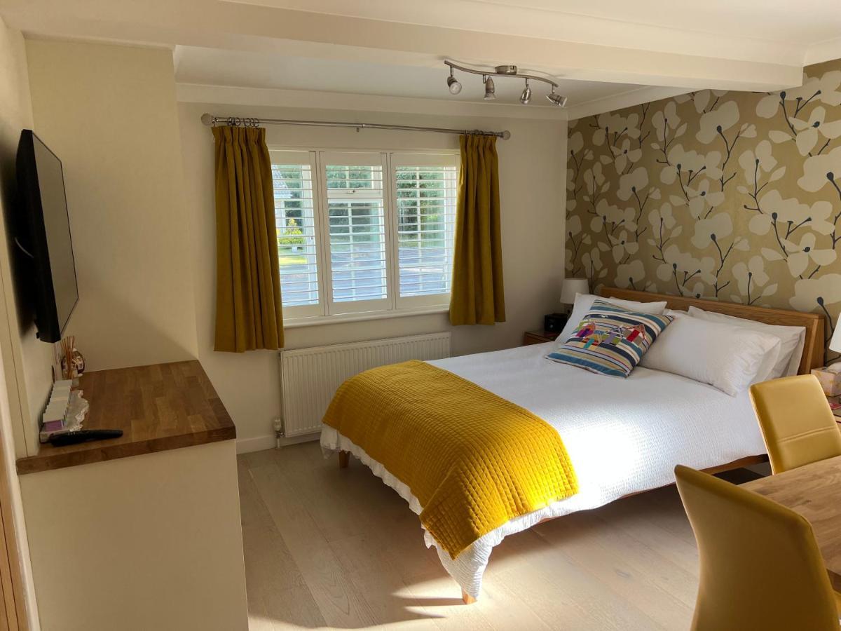 No 64 Bed And Breakfast Lymington Zewnętrze zdjęcie